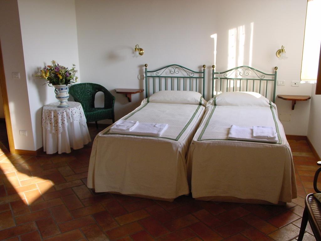 Agriturismo Le Fornase Castelnuovo del Garda Extérieur photo
